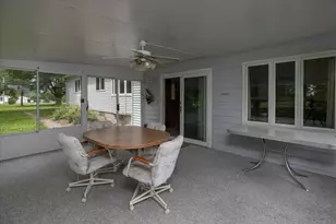 54769 270th St, Austin, MN 55912 - Photo 18