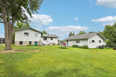 1720 69th Avenue N, Brooklyn Center, MN 55430 - Photo 38