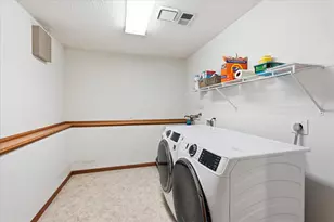 4658 Wildwood St, Eagan, MN 55122 - Photo 30