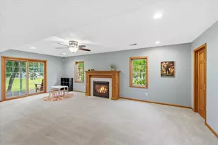 4658 Wildwood St, Eagan, MN 55122 - Photo 22