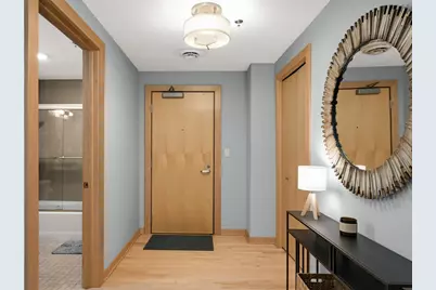 1120 S 2nd Street #316, Minneapolis, MN 55415 - Photo 4