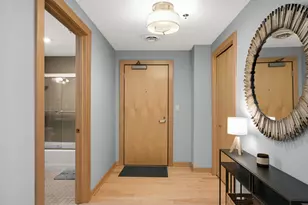 1120 S 2nd St, Minneapolis, MN 55415 - Photo 4