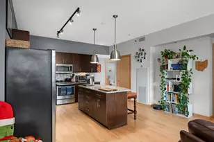 1120 S 2nd St, Minneapolis, MN 55415 - Photo 8