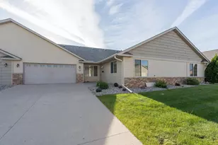 109 Palmer Path, Mankato, MN 56001 - Photo 1