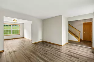 4926 Rusten Rd, Eagan, MN 55122 - Photo 8