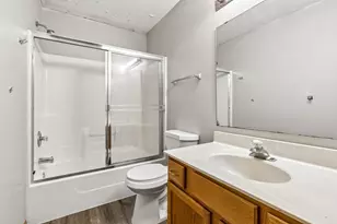 4926 Rusten Rd, Eagan, MN 55122 - Photo 38