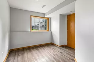 4926 Rusten Rd, Eagan, MN 55122 - Photo 42
