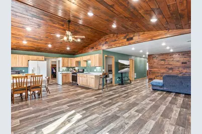 408 Main Street E, Bertha, MN 56437 - Photo 4
