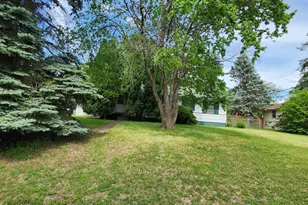 7008 Florida Ave N, Brooklyn Park, MN 55428 - Photo 2