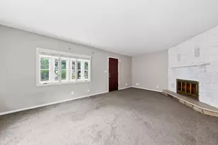 1004 Western Ave N, Saint Paul, MN 55117 - Photo 4