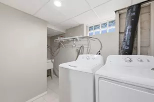 1004 Western Ave N, Saint Paul, MN 55117 - Photo 20