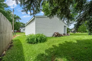 14 1st Ave NW, Elbow Lake, MN 56531 - Photo 8