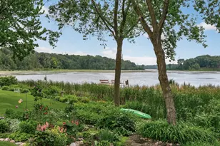1285 Black Oaks Ct N, Plymouth, MN 55447 - Photo 2