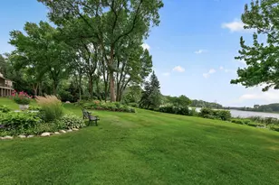 1285 Black Oaks Ct N, Plymouth, MN 55447 - Photo 34