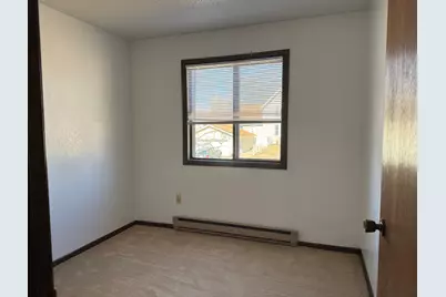 120 E 13th Street, Blue Earth, MN 56013 - Photo 28