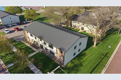 120 E 13th Street, Blue Earth, MN 56013 - Photo 8
