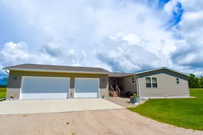 17922 142nd Avenue NE, Thief River Falls, MN 56701 - Photo 2