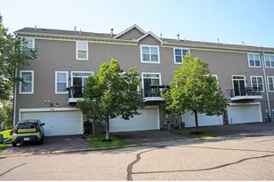514 Huset Parkway NE, Columbia Heights, MN 55421 - Photo 2