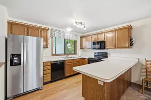 2830 32nd St S, Moorhead, MN 56560 - Photo 8