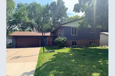 746 11 1/2 Street N, Sauk Rapids, MN 56379 - Photo 2