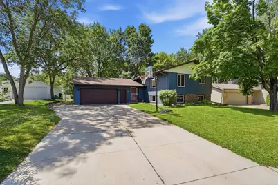 746 11 1/2 Street N, Sauk Rapids, MN 56379 - Photo 2