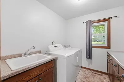 746 11 1/2 Street N, Sauk Rapids, MN 56379 - Photo 8