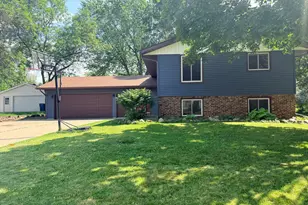 746 11 1/2 Street N, Sauk Rapids, MN 56379 - Photo 1