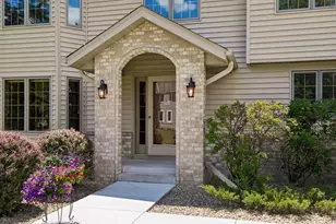 3109 Chelsea Ct, Burnsville, MN 55337 - Photo 2