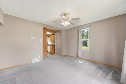 100 3rd Avenue SE, New London, MN 56273 - Photo 16