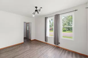 100 3rd Ave SE, New London, MN 56273 - Photo 22