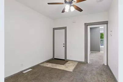 235 Charles Avenue, Saint Paul, MN 55103 - Photo 4