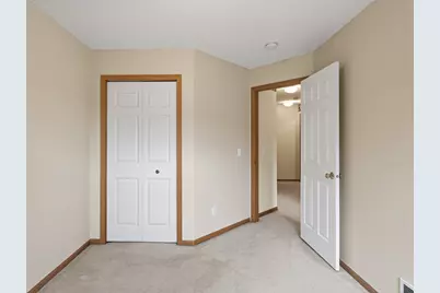 2407 Harvest Way, Chanhassen, MN 55317 - Photo 26