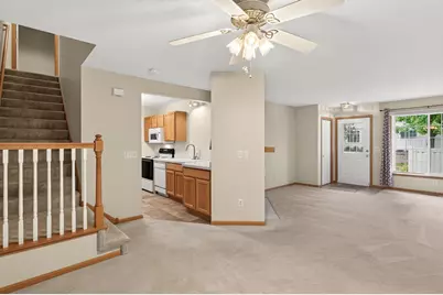 2407 Harvest Way, Chanhassen, MN 55317 - Photo 10