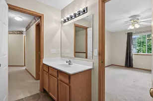 2407 Harvest Way, Chanhassen, MN 55317 - Photo 28