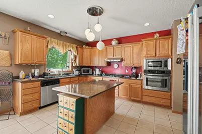 6452 Pheasant Hills Drive, Hugo, MN 55038 - Photo 8