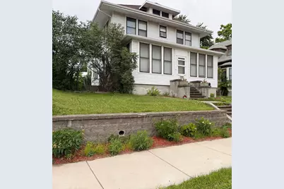 422 S Broadway Street, New Ulm, MN 56073 - Photo 1