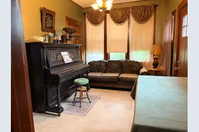 422 S Broadway Street, New Ulm, MN 56073 - Photo 8