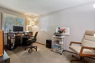 3114 Farnum Dr, Eagan, MN 55121 - Photo 22