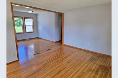 2011 Northwood Drive, North Saint Paul, MN 55109 - Photo 16