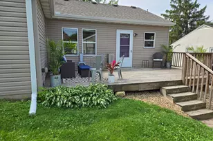 2011 Northwood Dr, North Saint Paul, MN 55109 - Photo 40