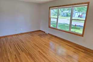 2011 Northwood Dr, North Saint Paul, MN 55109 - Photo 28