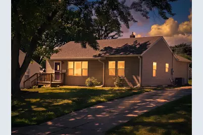 2011 Northwood Drive, North Saint Paul, MN 55109 - Photo 2