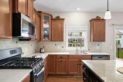 19250 Indora Trail, Lakeville, MN 55044 - Photo 16