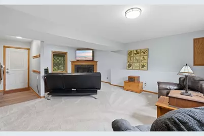 483 Prairie Lane, Hudson, WI 54016 - Photo 14