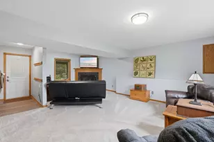 483 Prairie Ln, Hudson, WI 54016 - Photo 14
