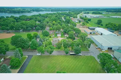 621 2nd Street S, Winsted, MN 55395 - Photo 32