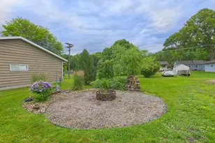 621 2nd St S, Winsted, MN 55395 - Photo 38