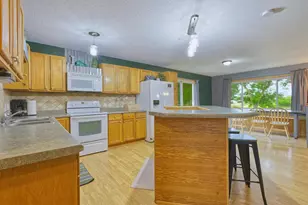 621 2nd St S, Winsted, MN 55395 - Photo 6
