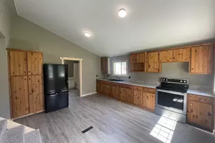 111 NW 1st Ave NW, Verndale, MN 56481 - Photo 2