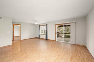 411 Independence Street NE, New Prague, MN 56071 - Photo 8